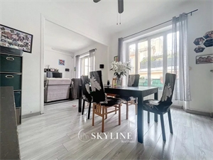 appartement à la vente -   13001  MARSEILLE 1ER ARRONDISSEMENT, surface 82,72 m2 vente appartement - APR687934